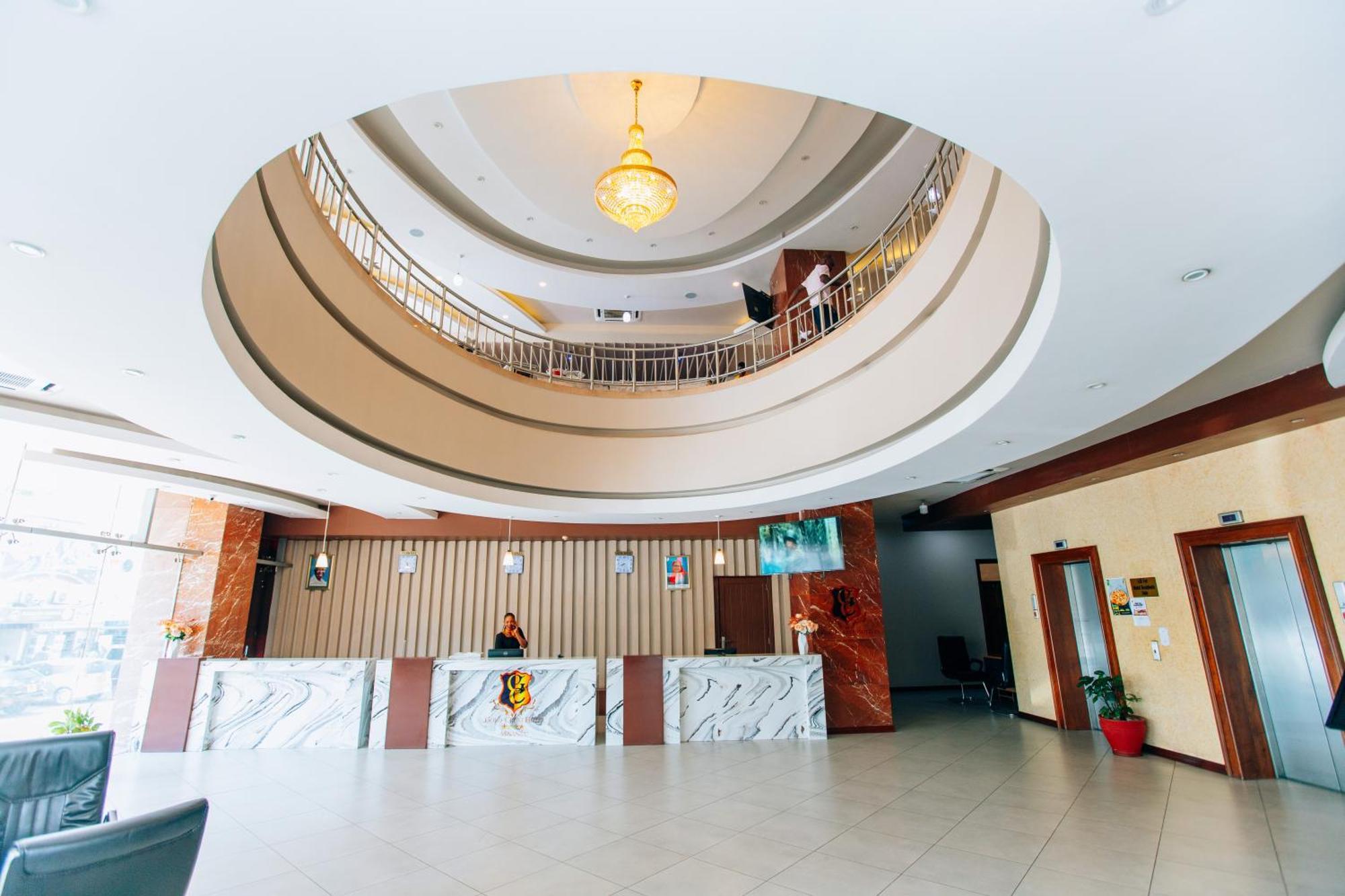 Gold Crest Hotel Mwanza Extérieur photo