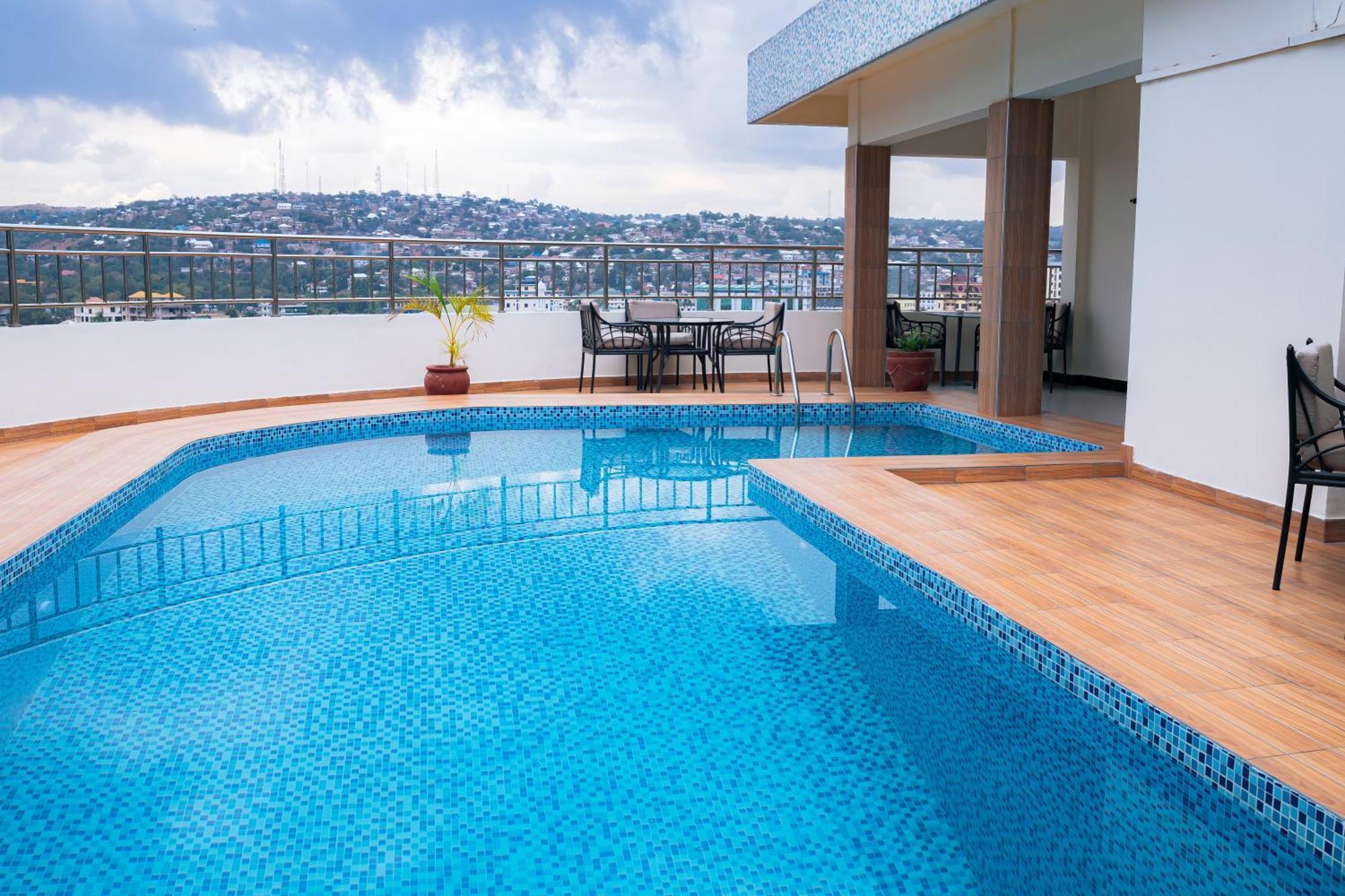 Gold Crest Hotel Mwanza Extérieur photo